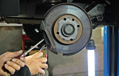 5 Signs It's Time to Replace Your Brake Pads