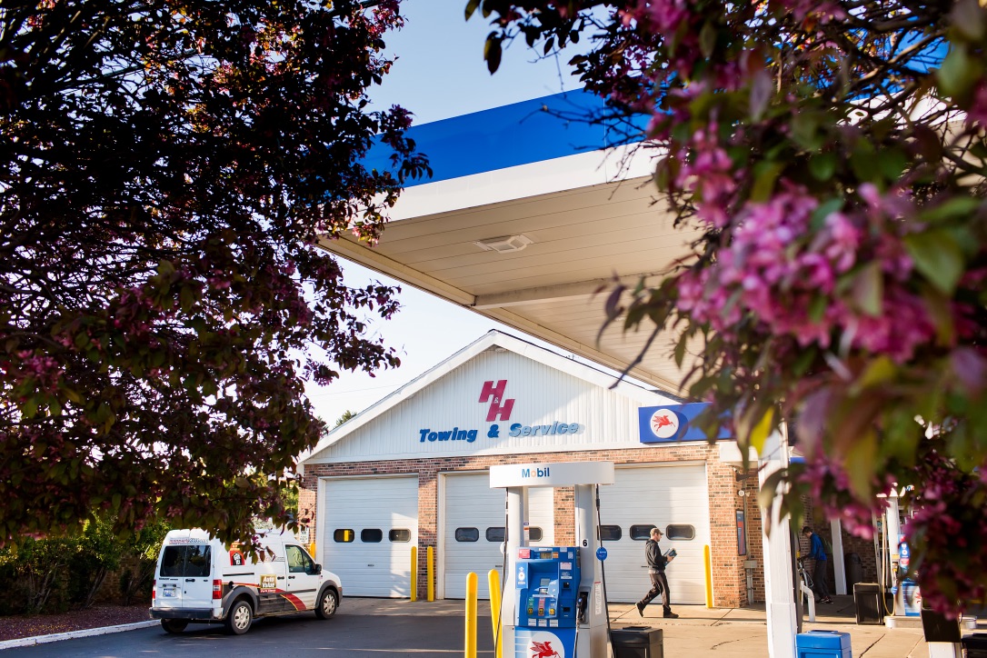 Gallery | H&H Mobil Fuels, Towing & Service Image 7